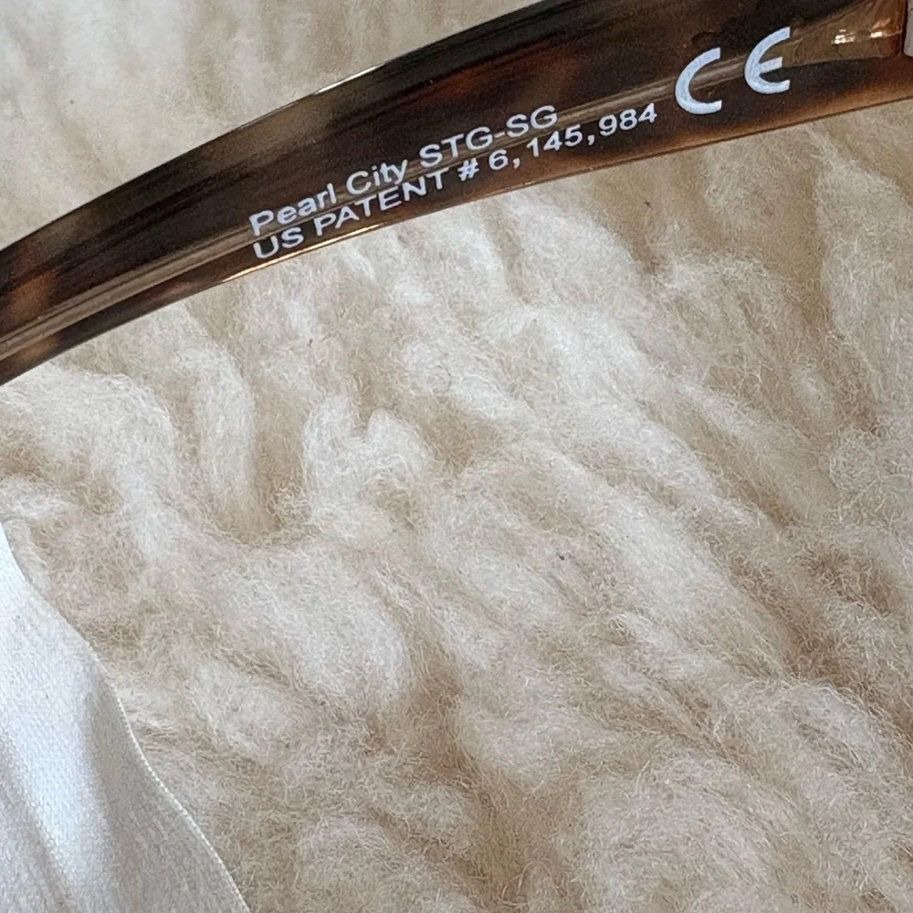 Tortoise Shell Sunglasses - Picture 5 of 9